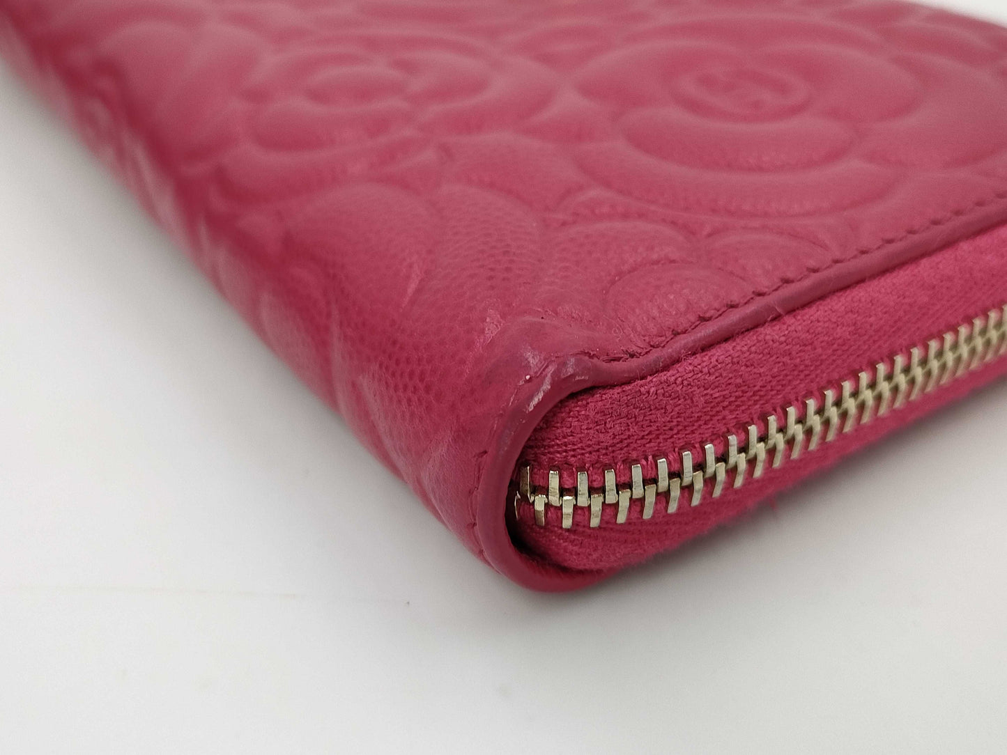 CHANEL Camellia Round Zip Wallet