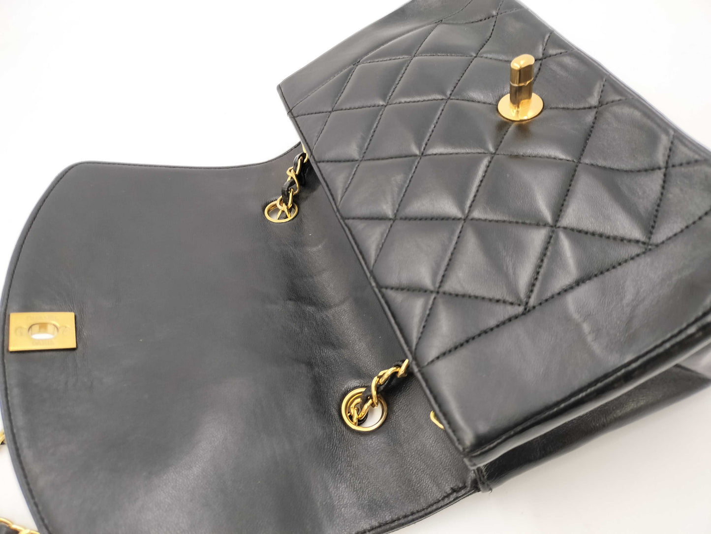 CHANEL Matelasse Lamb Diana 22 Chain Shoulder Bag with Unclear Seal