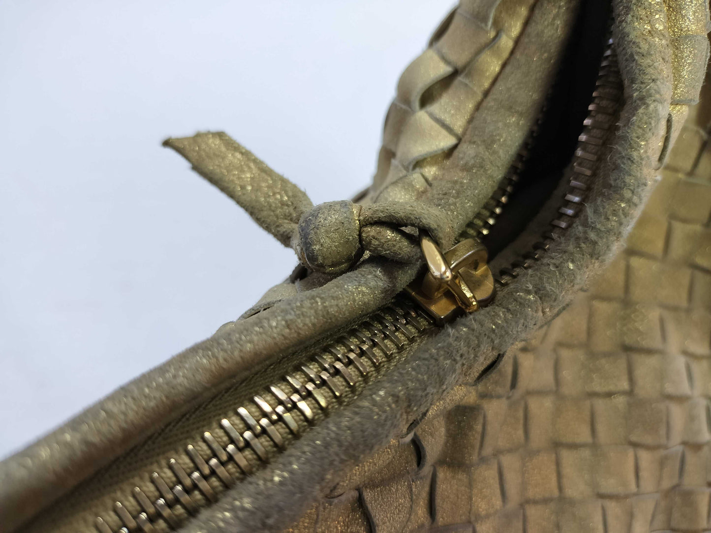 BOTTEGA VENETA Intrecciato Hobo Shoulder Bag