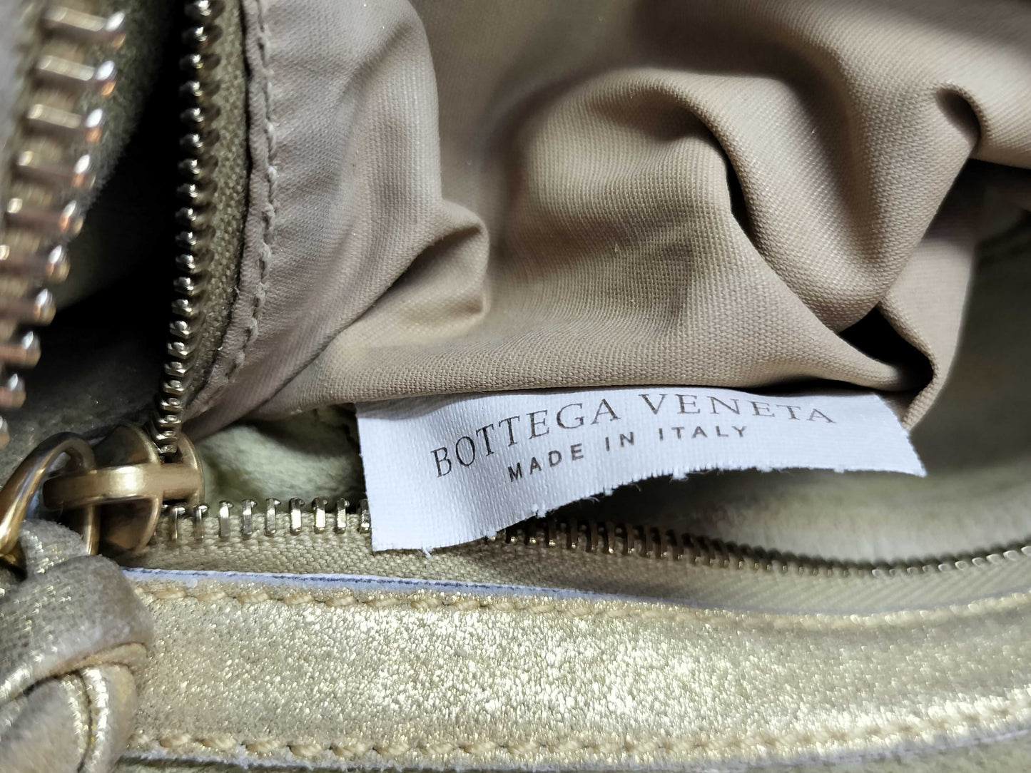 BOTTEGA VENETA Intrecciato Hobo Shoulder Bag