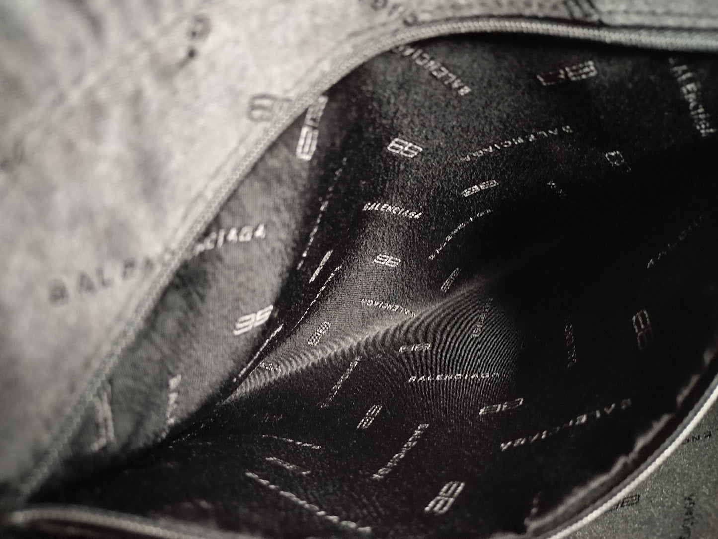 BALENCIAGA BB logo canvas and leather tote bag