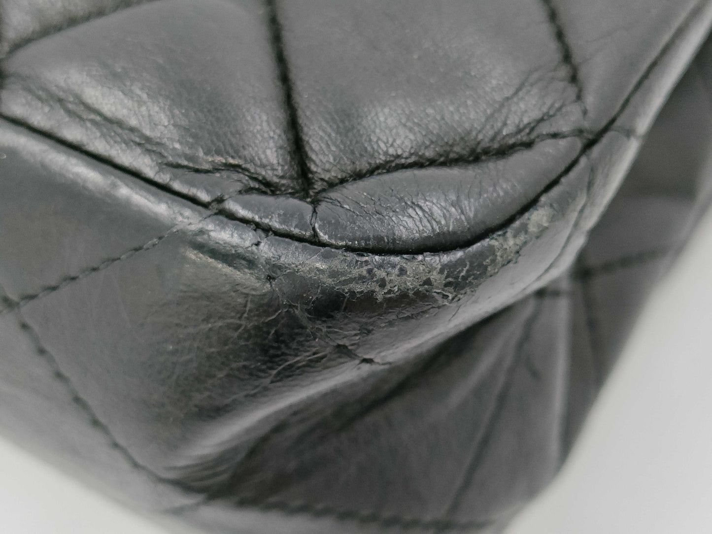 CHANEL Matelasse Shoulder Bag