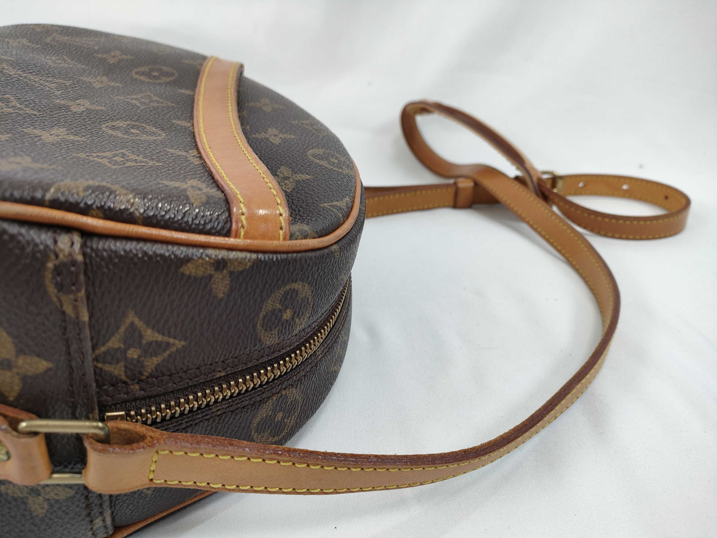 LOUIS VUITTON M 51221 Monogram LV Blois Shoulder Bag