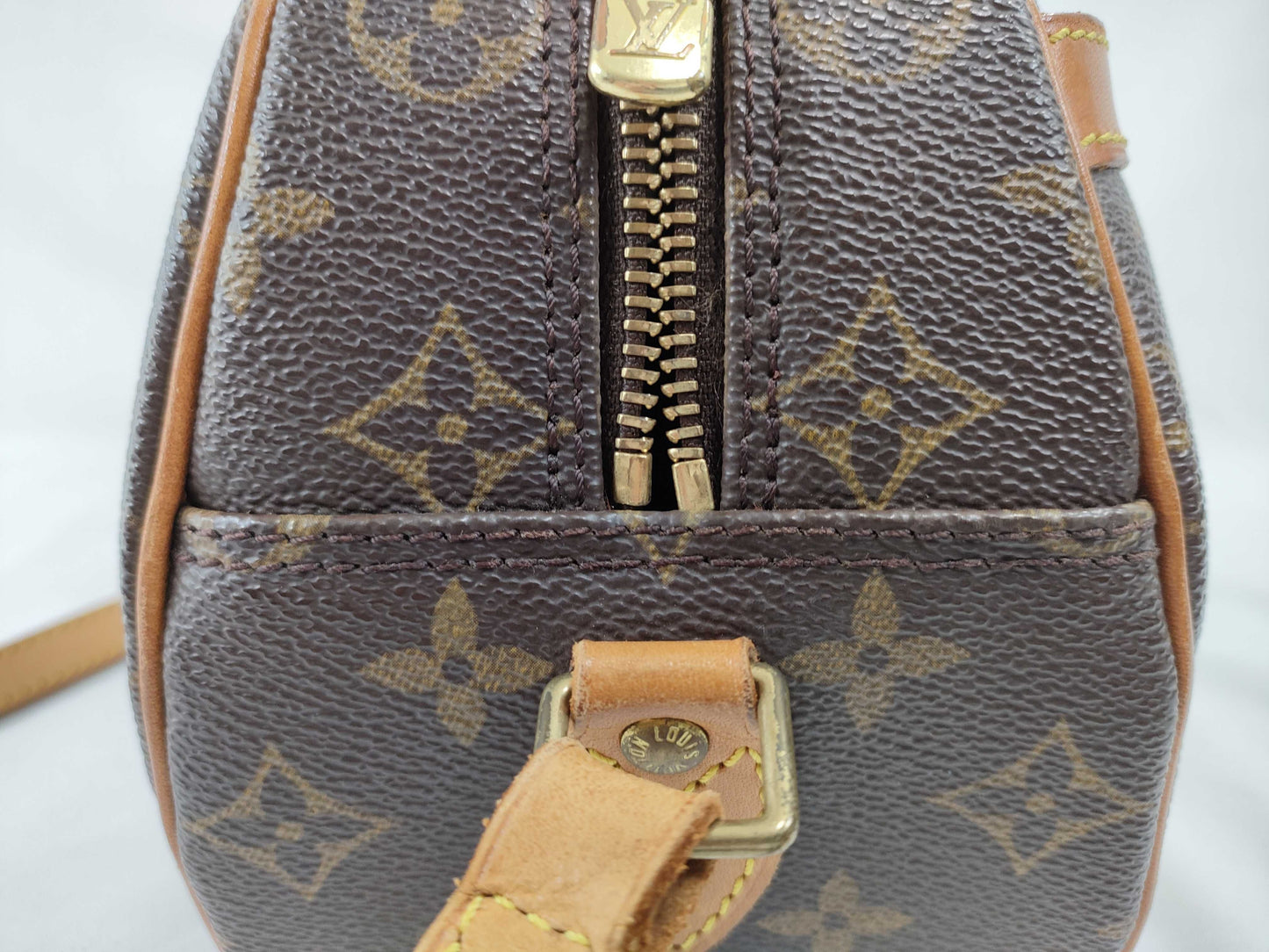 LOUIS VUITTON M 51221 Monogram LV Blois Shoulder Bag