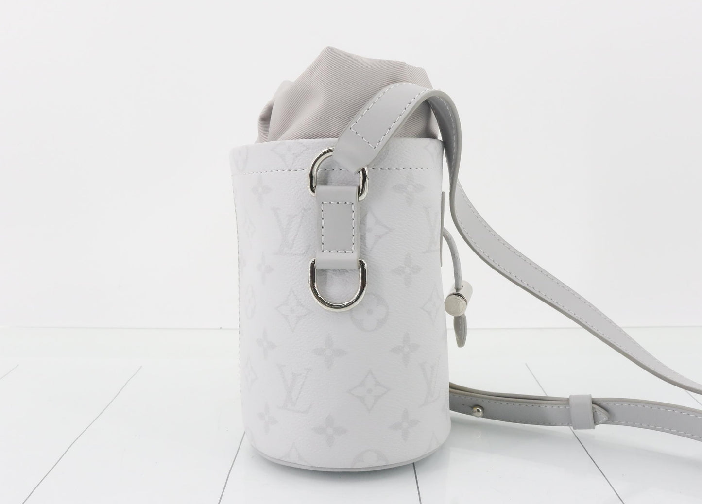 LOUIS VUITTON Monogram Chalk Nano M44631 NZ2109 Shoulder Bag