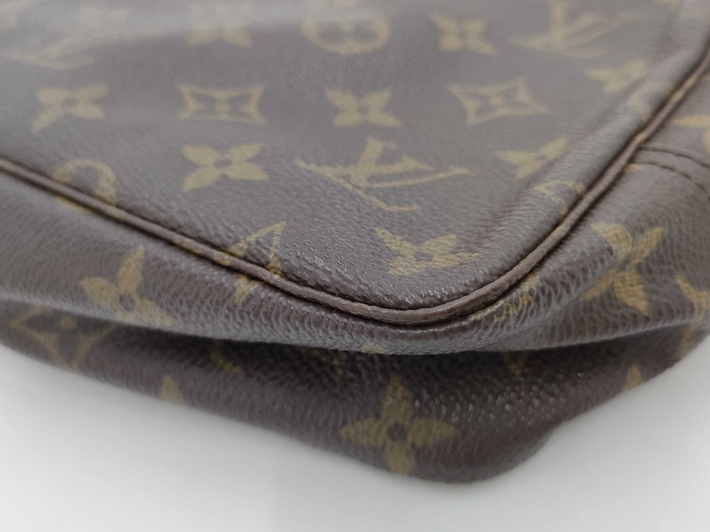 LOUIS VUITTON True Toilet Second Bag Bag