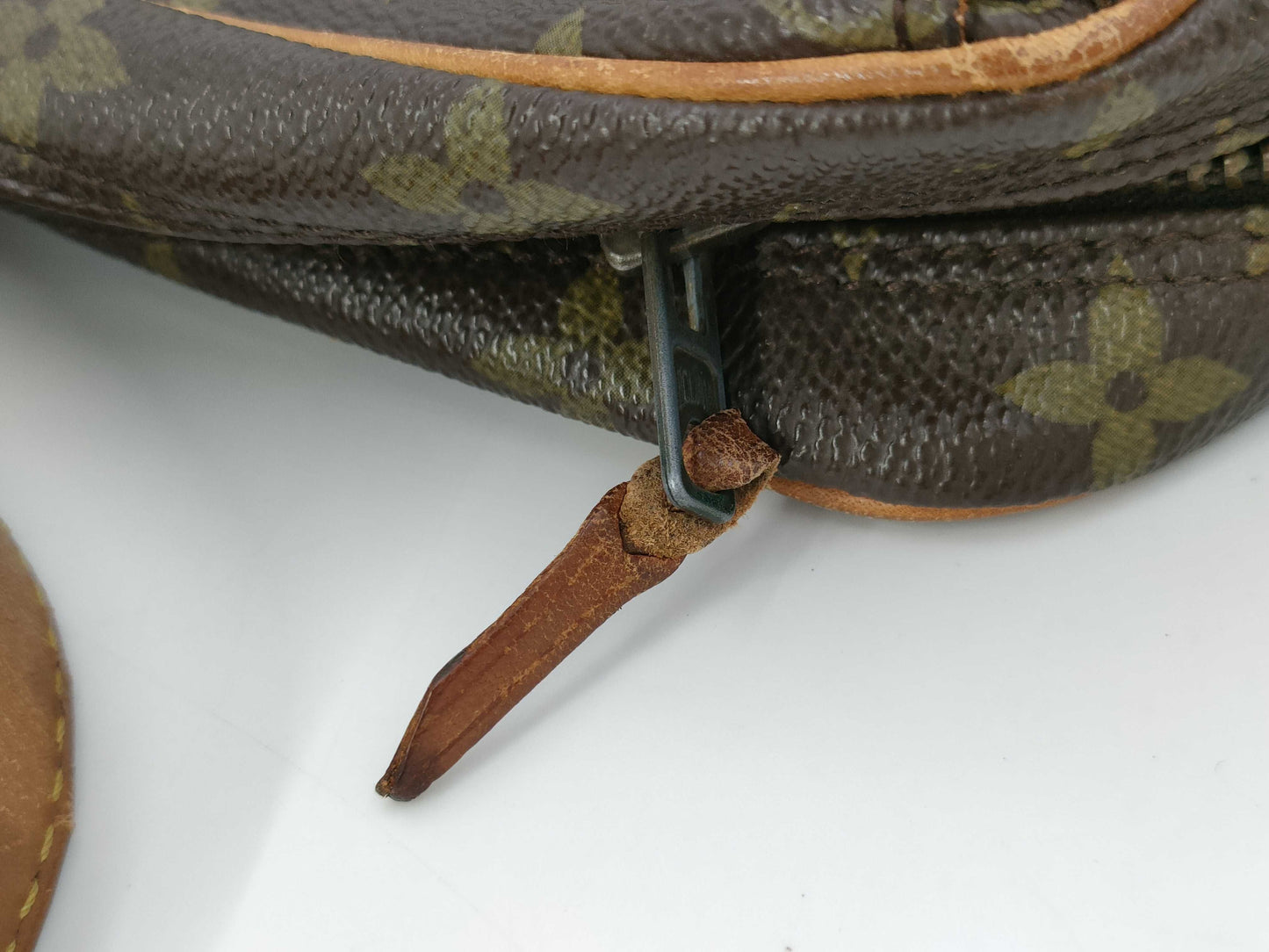 LOUIS VUITTON Jone Fille Shoulder Bag