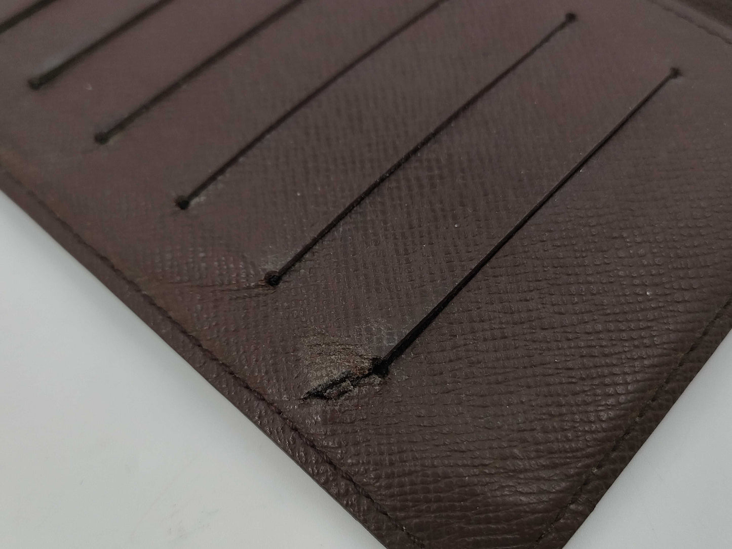 LOUIS VUITTON Damier Wallet Billfold