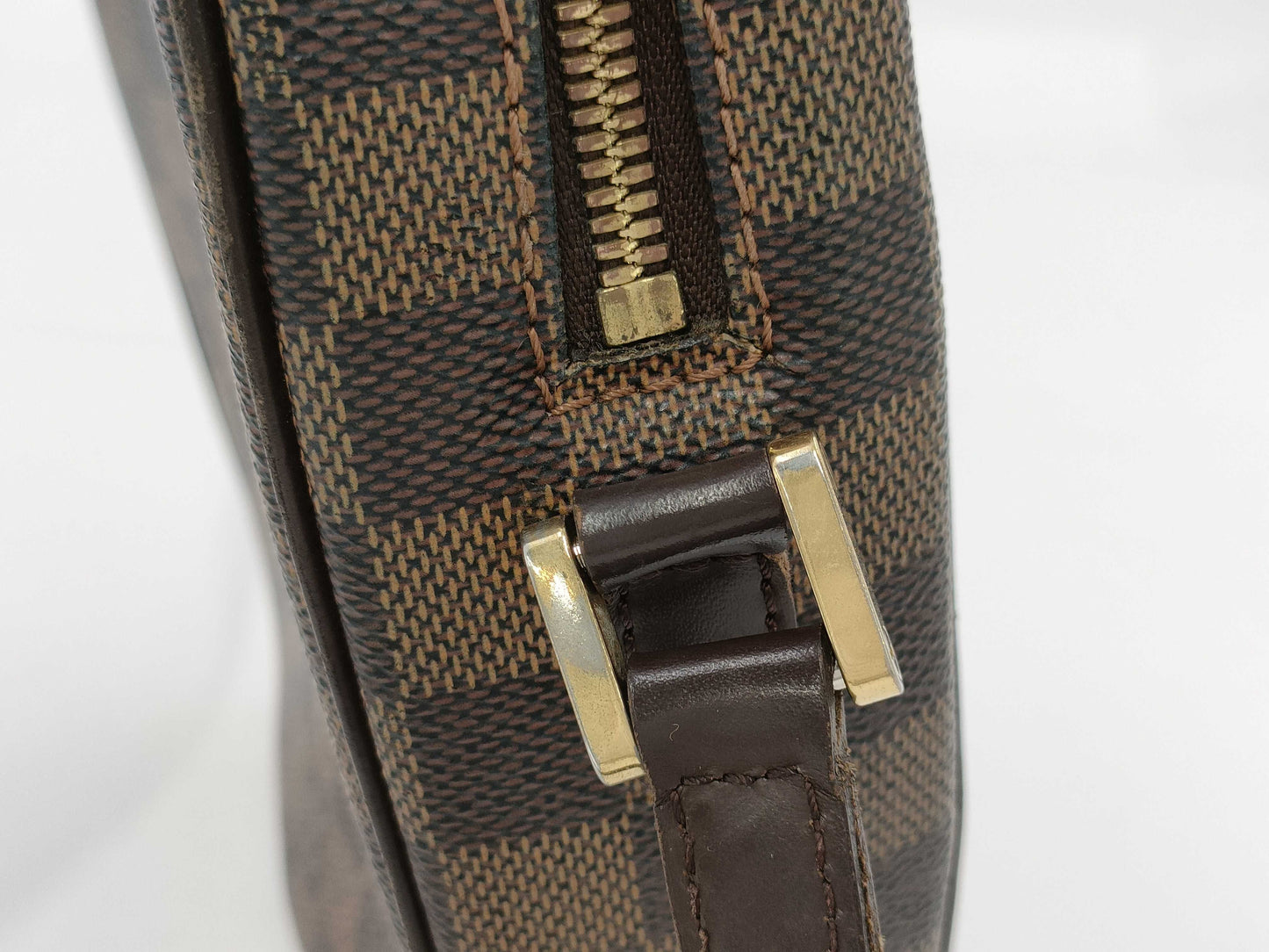 LOUIS VUITTON Damier Shoulder Bag