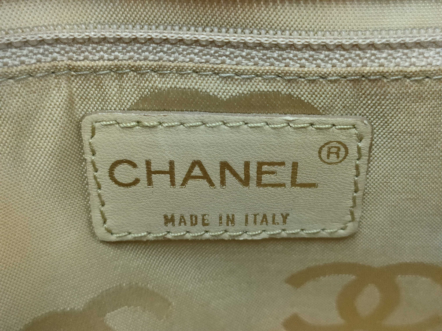 CHANEL Chocobar Shoulder Bag