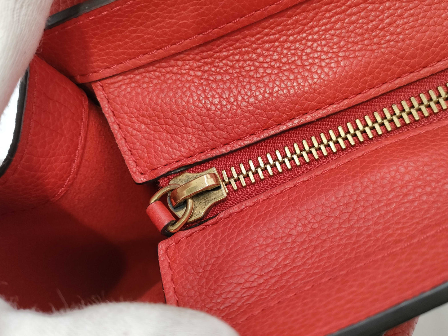CELINE Luggage Handbag