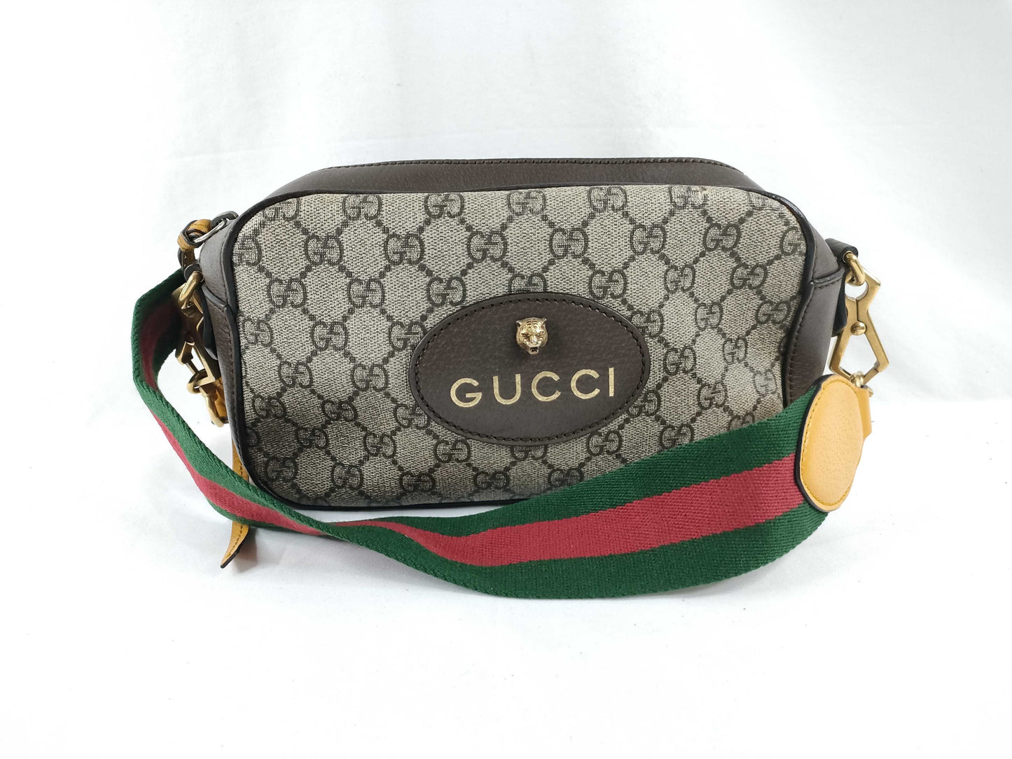 GUCCI GG Canvas Shoulder Bag GUCCI GG Canvas Shoulder Bag