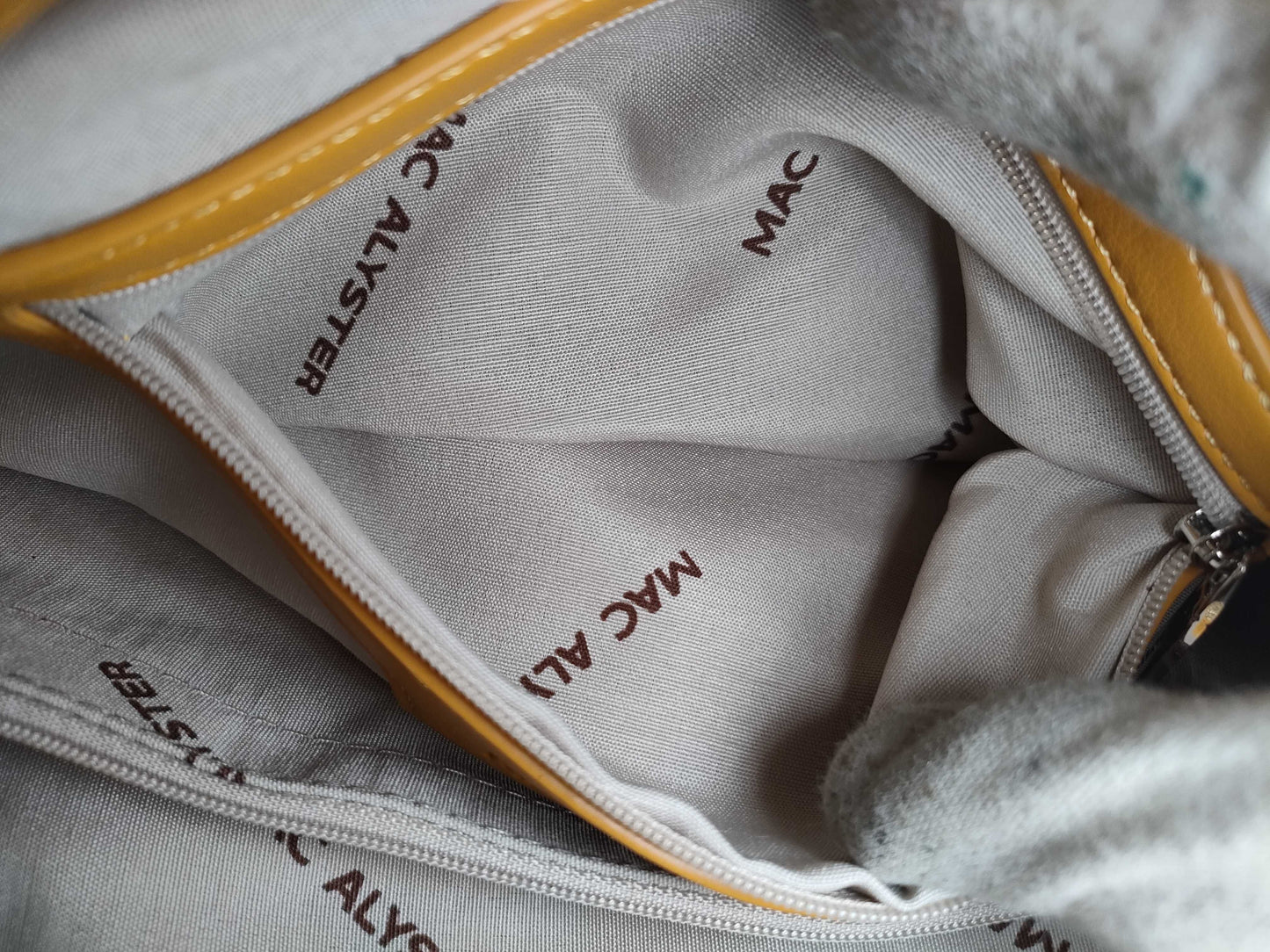 MAC ALYSTER Tote Bag Tote Bag