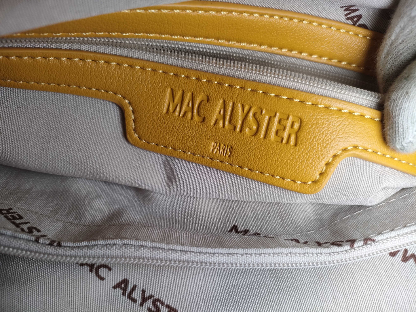 MAC ALYSTER Tote Bag Tote Bag