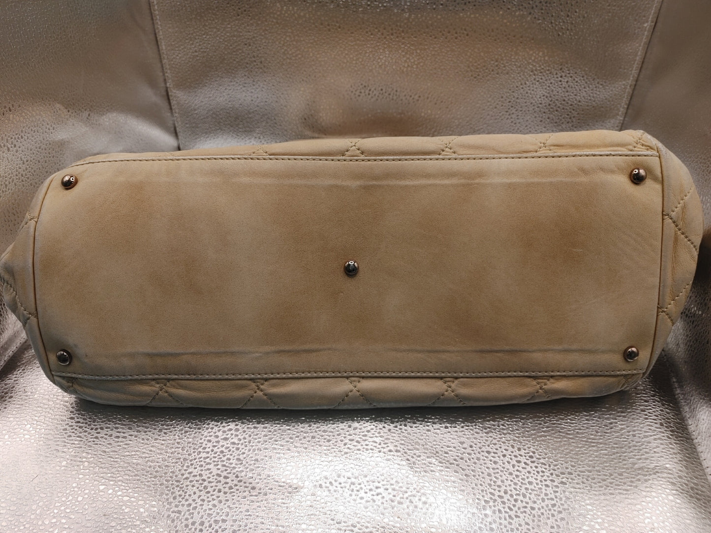 CHANEL Matelasse Beige Lambskin Shoulder Bag with Seal, 10943015, Dust Bag Included