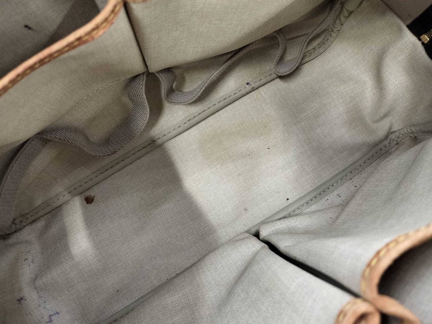 LOUIS VUITTON Louis Vuitton Monogram Deauville Handbag