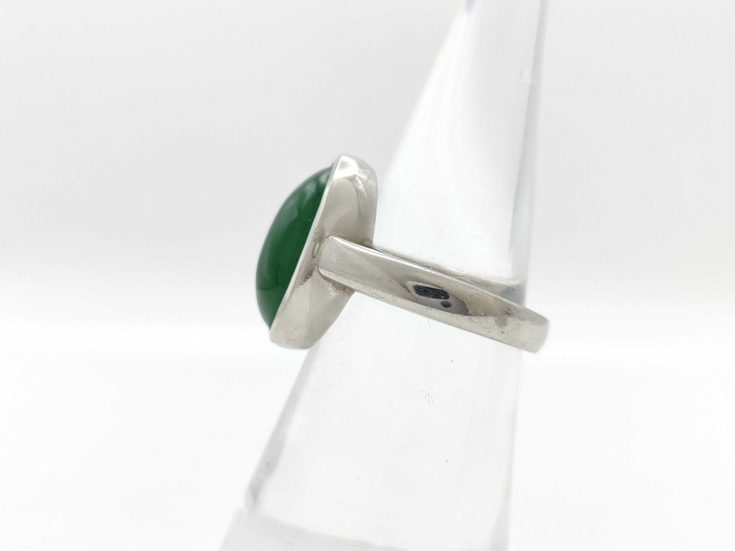 9.058ct Jadeite Ring, PT900, 10.8g
