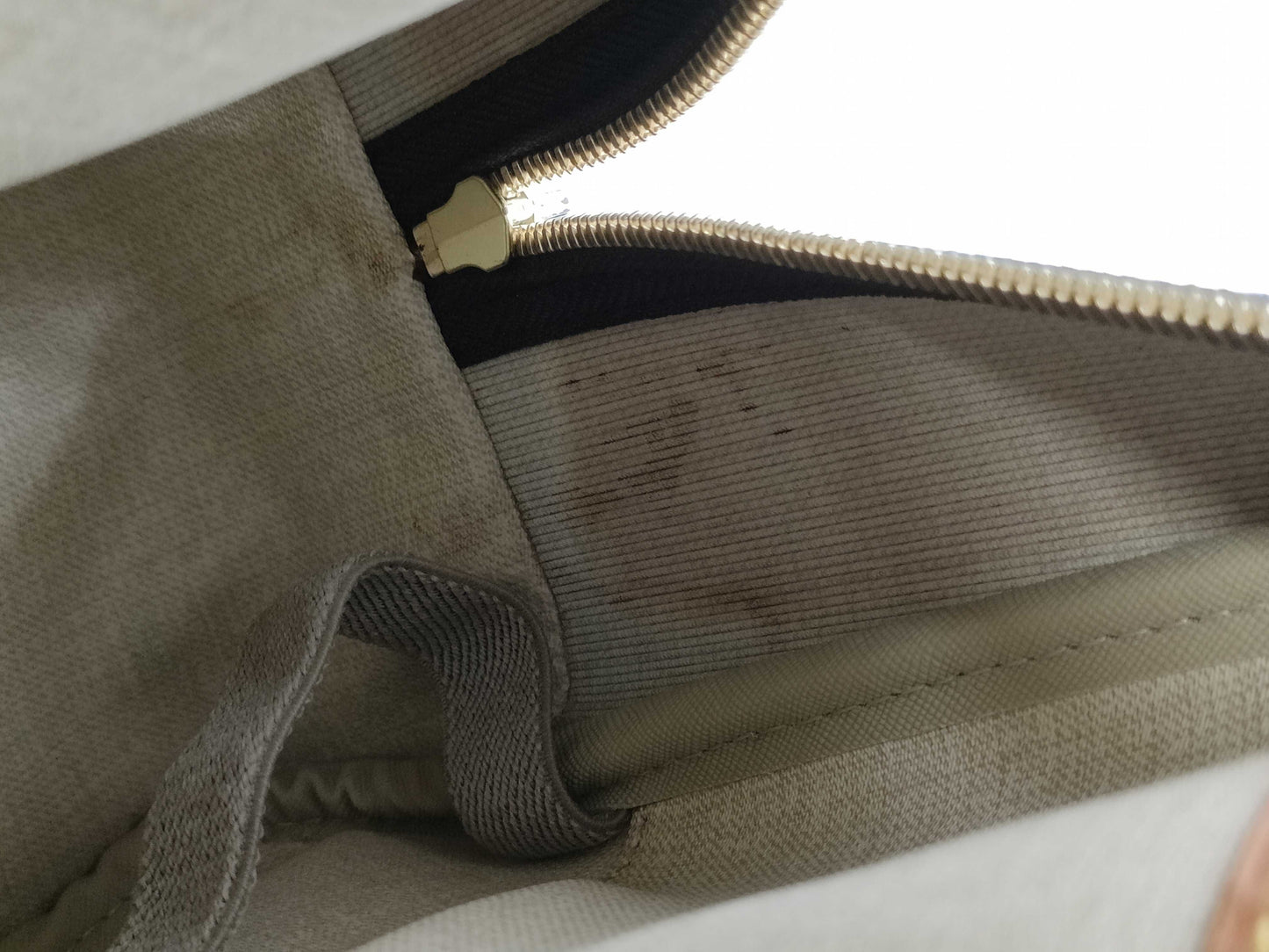 LOUIS VUITTON Louis Vuitton Monogram Brand Bag Deauville Handbag