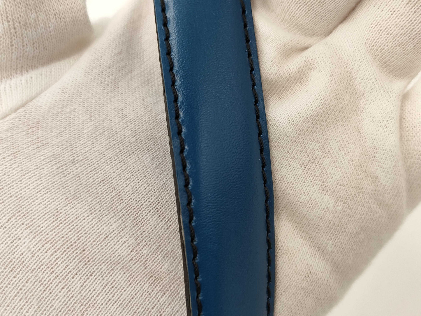 LOUIS VUITTON Epi Leather Saint-Cloud Shoulder Bag 8902VI