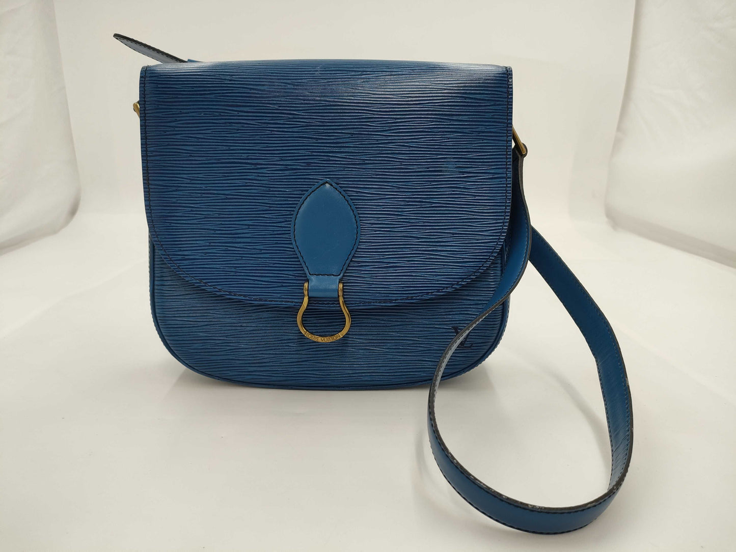 LOUIS VUITTON Epi Leather Saint-Cloud Shoulder Bag 8902VI