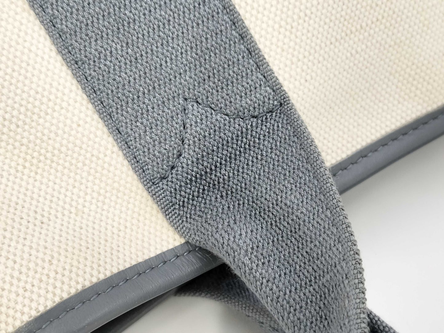 BALENCIAGA Cabas Handbag