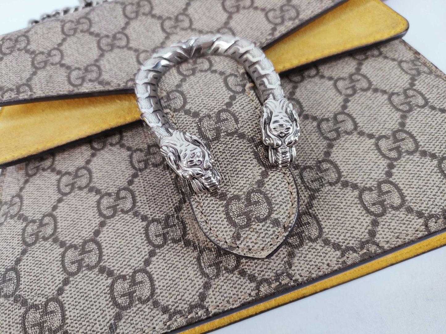GUCCI GG Supreme Dionysus Chain Shoulder Bag