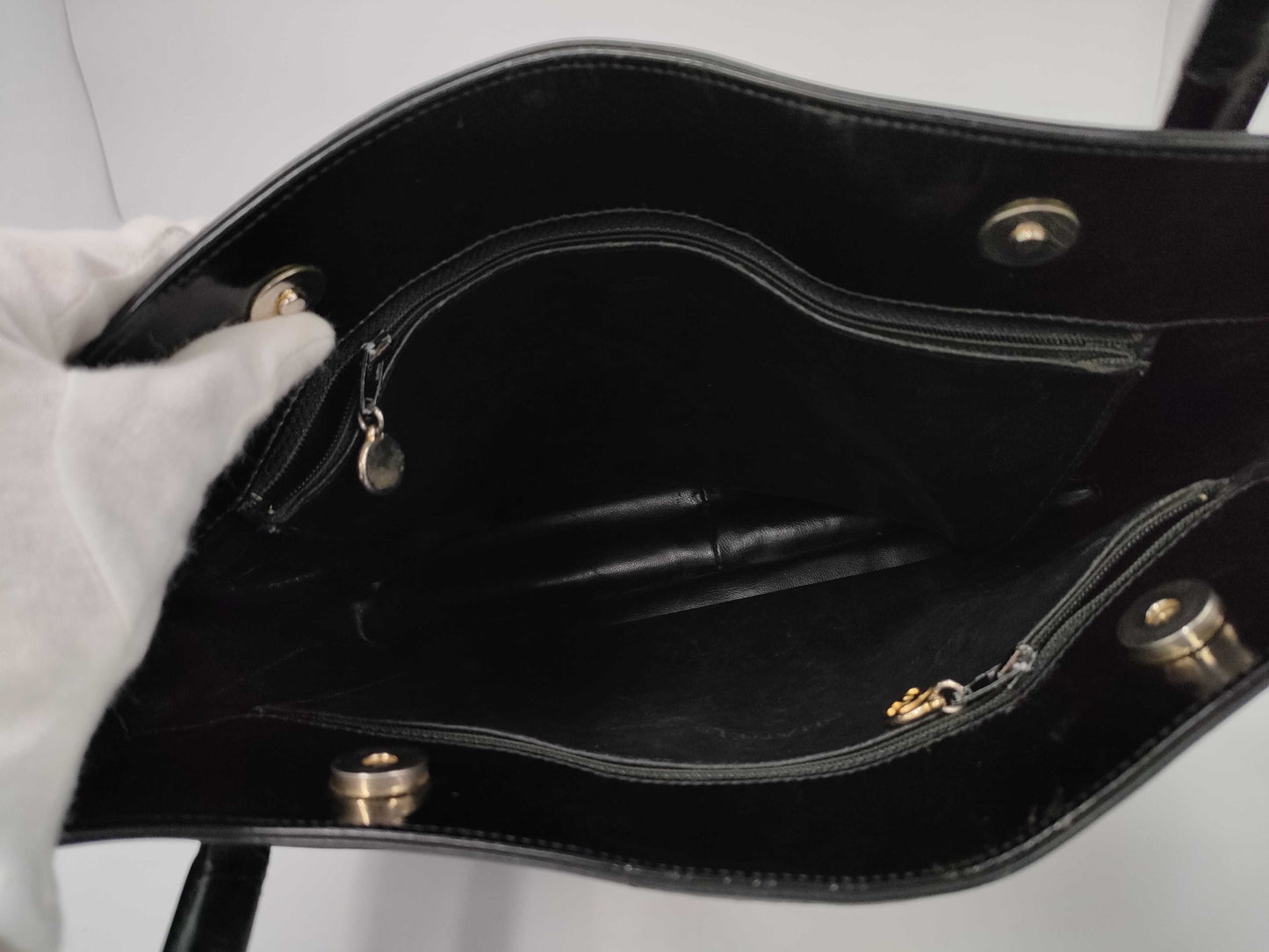 CHANEL Coco Mark Patent Leather Black Gold Hardware Tote Bag