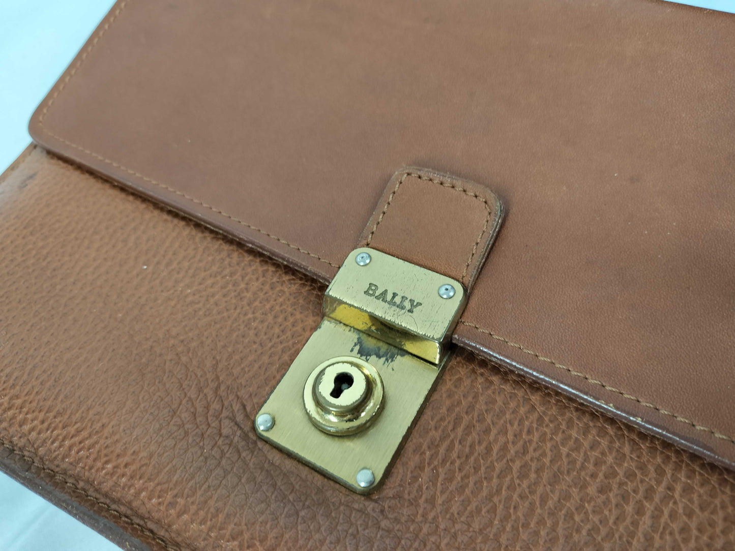 BALLY 4-Piece Shoulder Bag