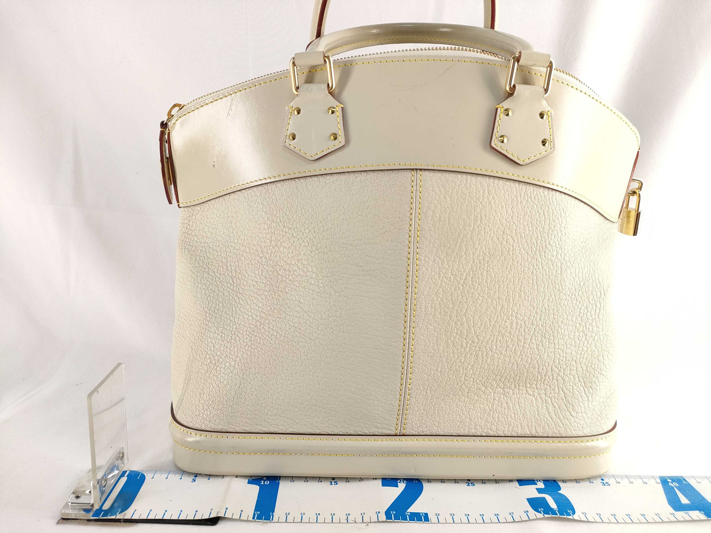LOUIS VUITTON Suhali Lockit Handbag
