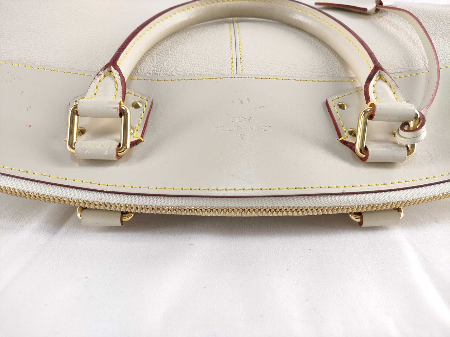LOUIS VUITTON Suhali Lockit Handbag