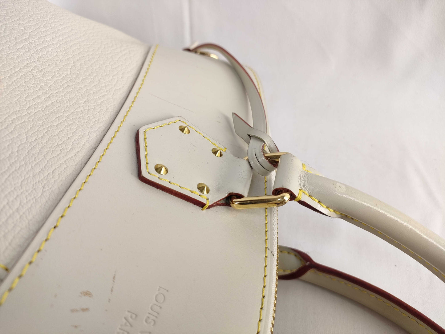 LOUIS VUITTON Suhali Lockit Handbag