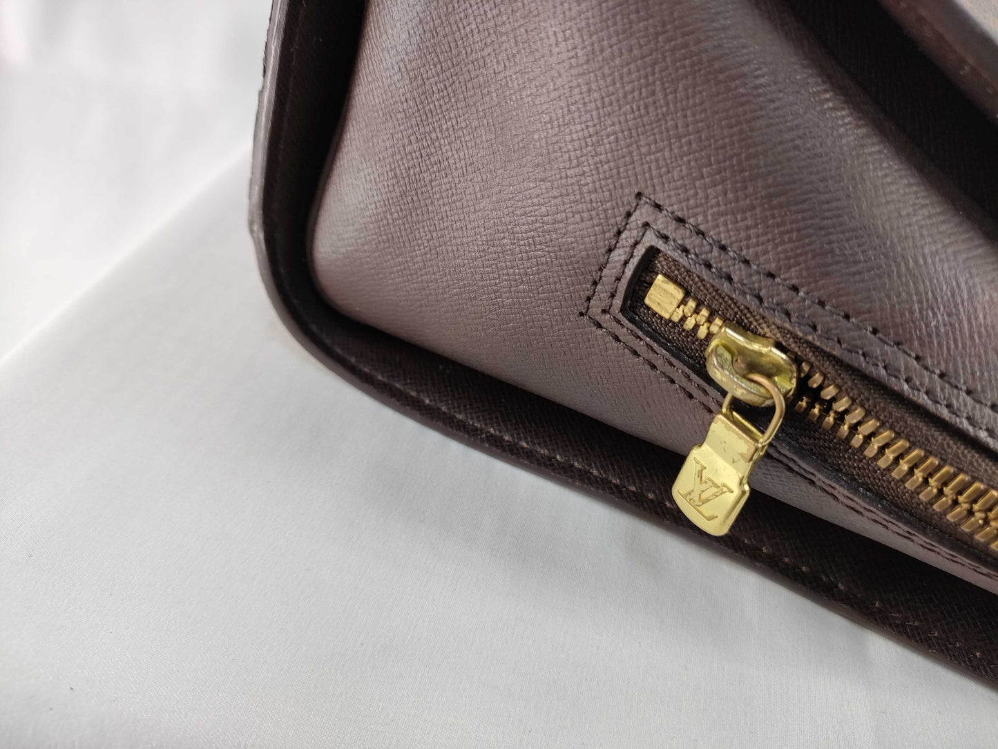 LOUIS VUITTON Damier Blair Handbag