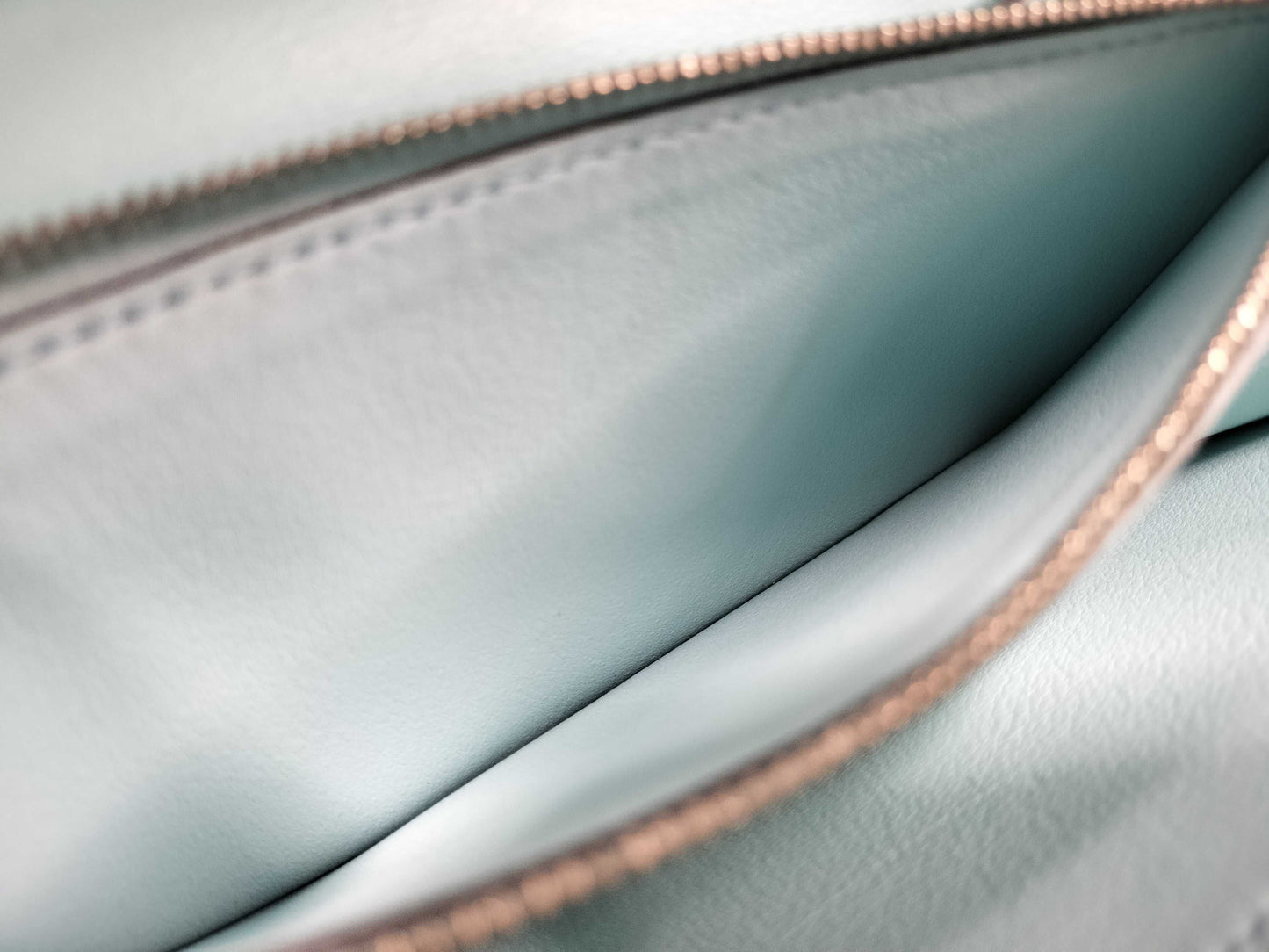 HERMES Mini Convoyeur 3-way shoulder bag