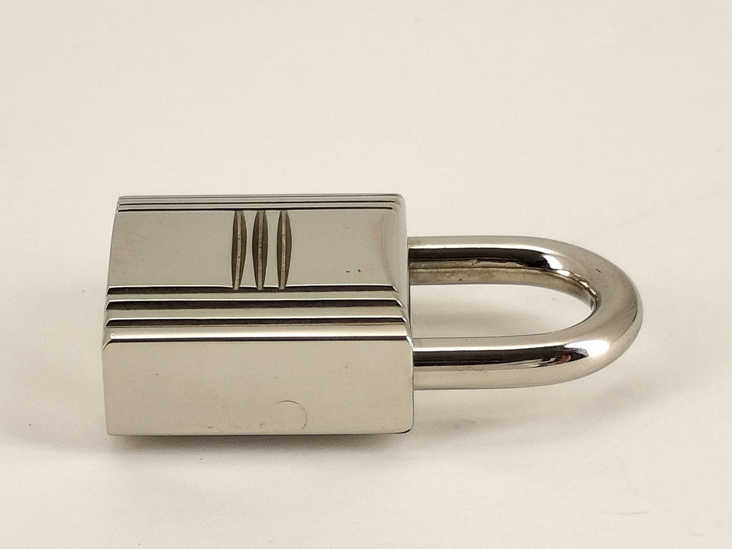 HERMES HERMES Cadena and Key Set, Key Padlock, Silver, with Leather Cord, Other Accessories