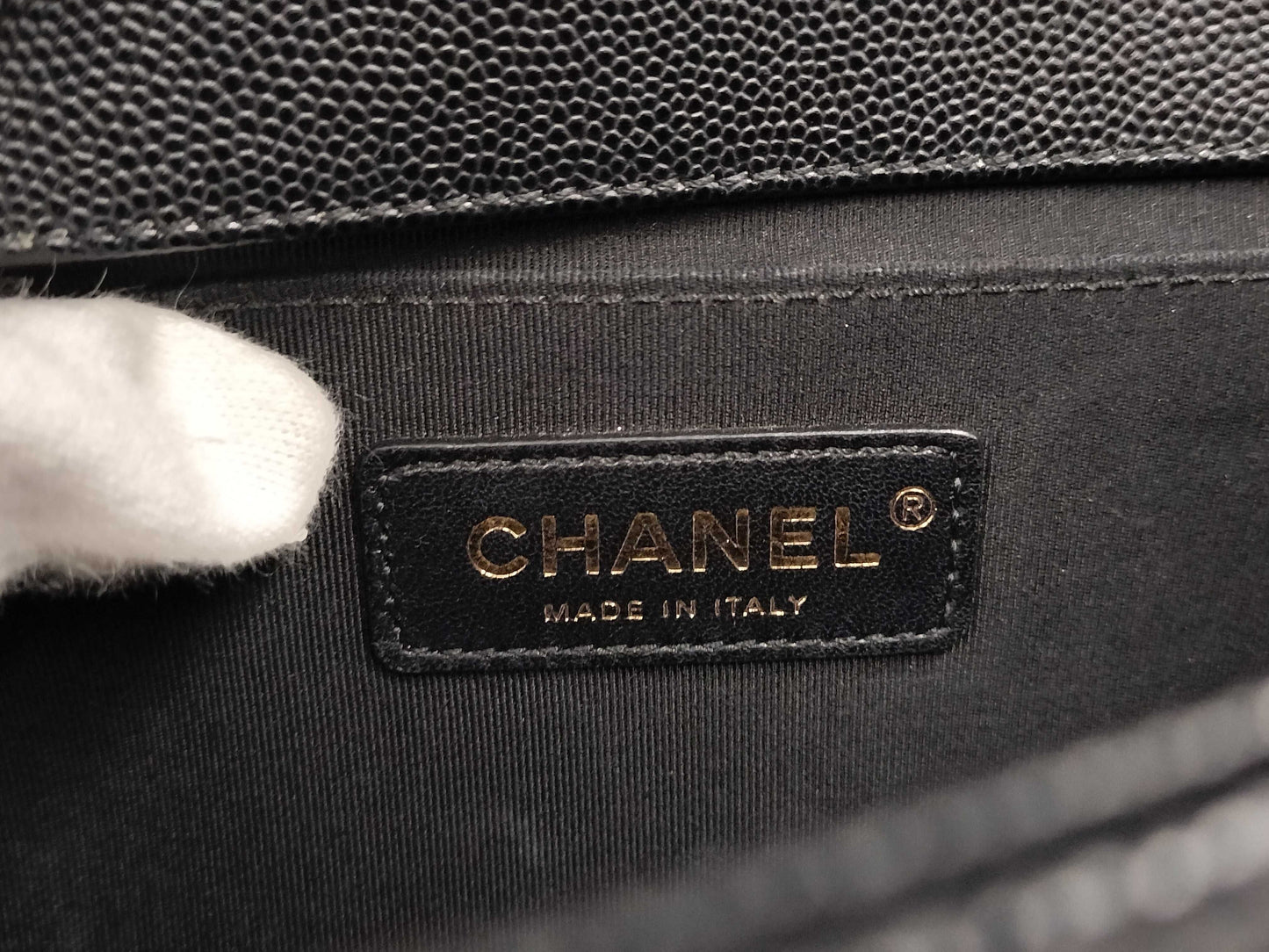 CHANEL Boy Caviar 26 series shoulder bag