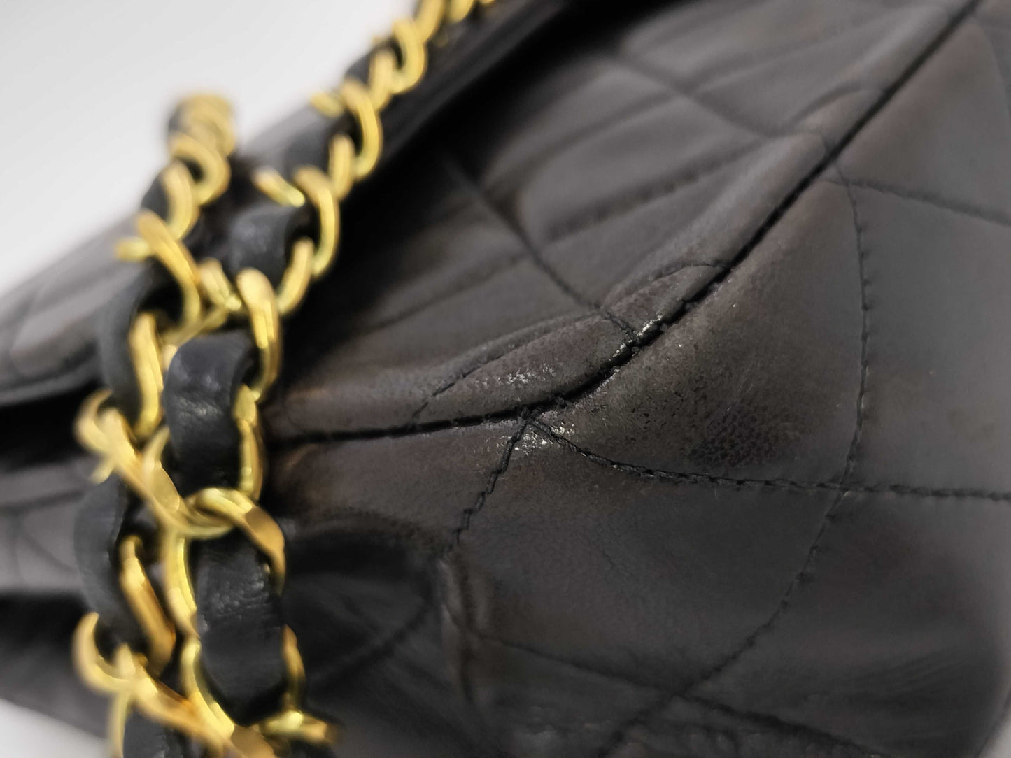 CHANEL Lambskin Matelasse Chain Shoulder Bag