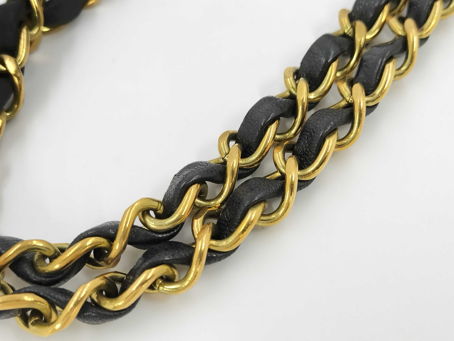 CHANEL Lambskin Matelasse Chain Shoulder Bag