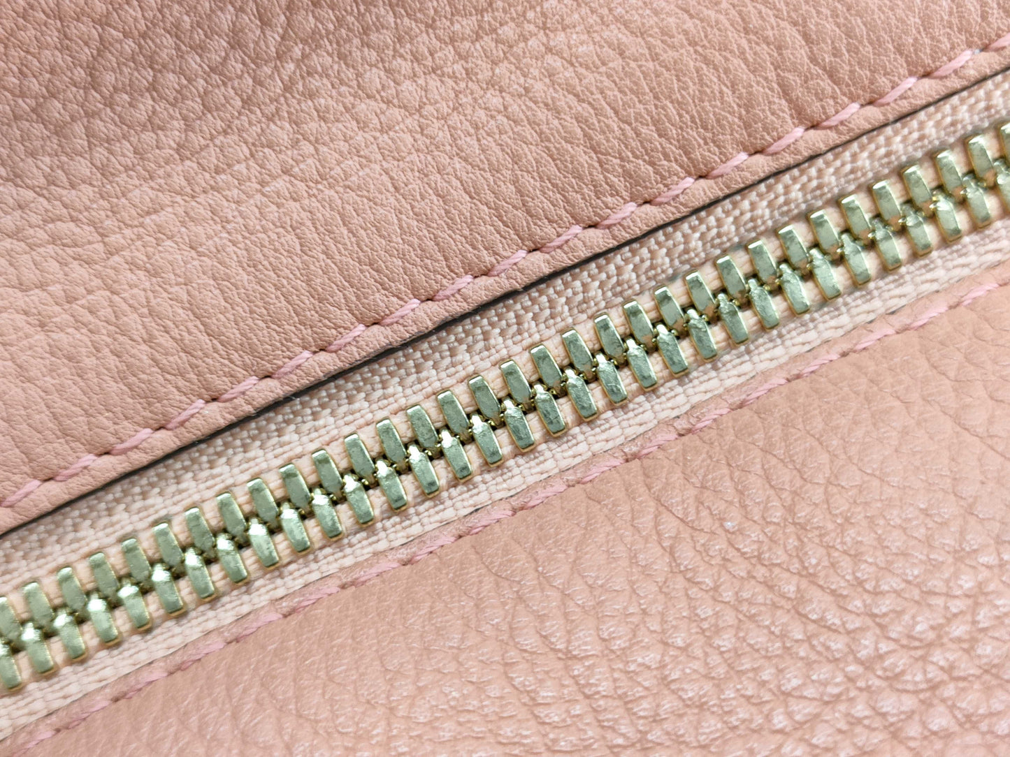 LOEWE Amazona 28 Handbag Handbag