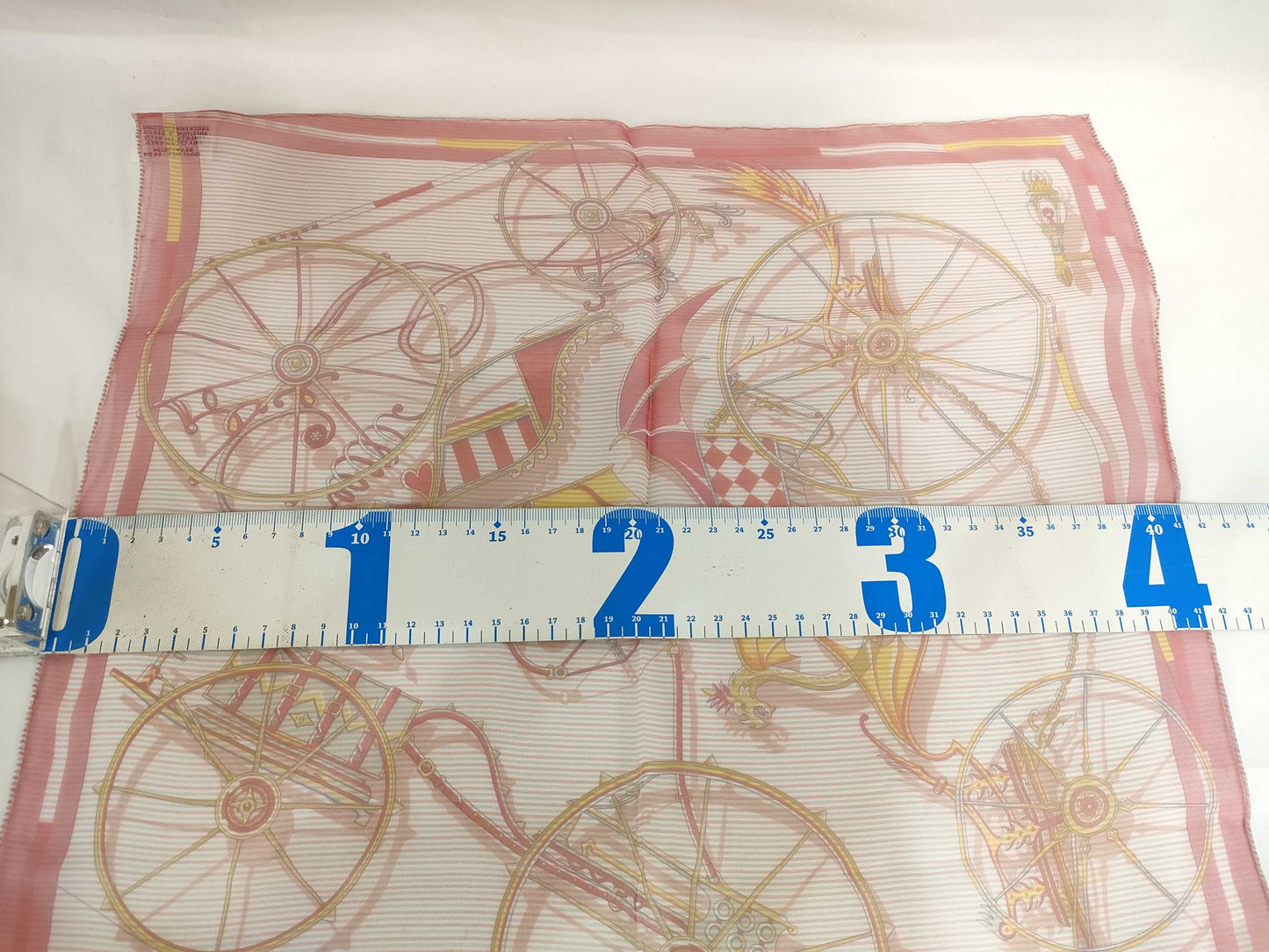 HERMES Carré VOITURES EN EQUILIBRE Silk Pink Scarf