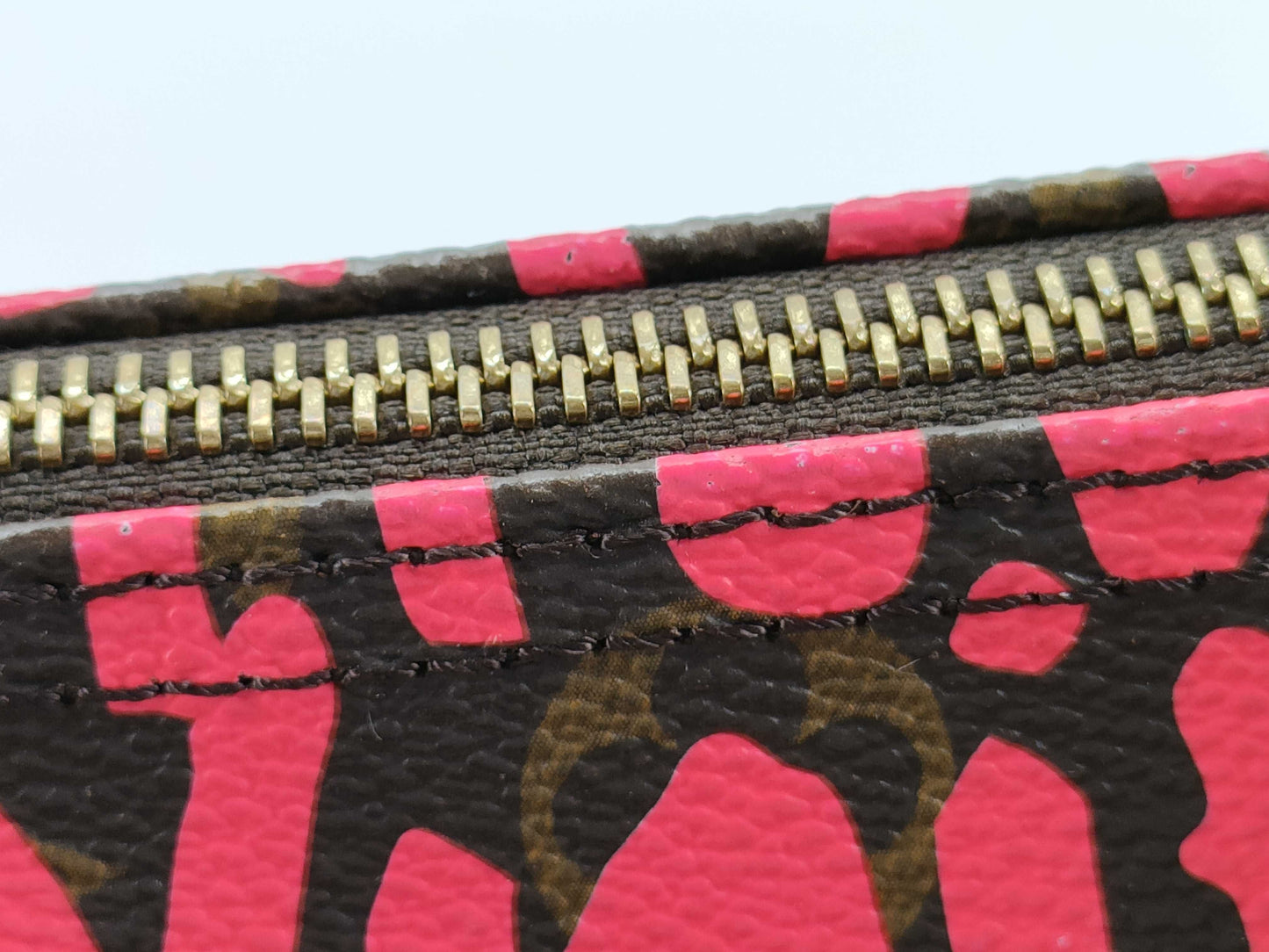 LOUIS VUITTON Graffiti Speedy 30 Boston Bag, Fuchsia and Brown, M93704 AA0039