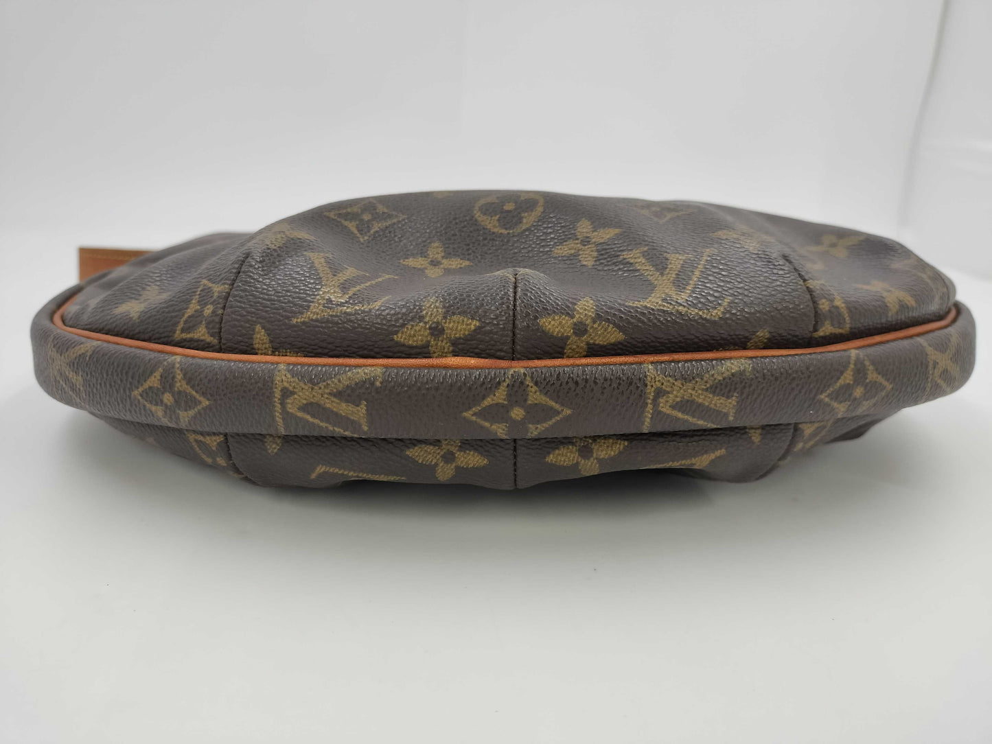 LOUIS VUITTON Louis Vuitton Monogram Croissant Shoulder Bag M51510