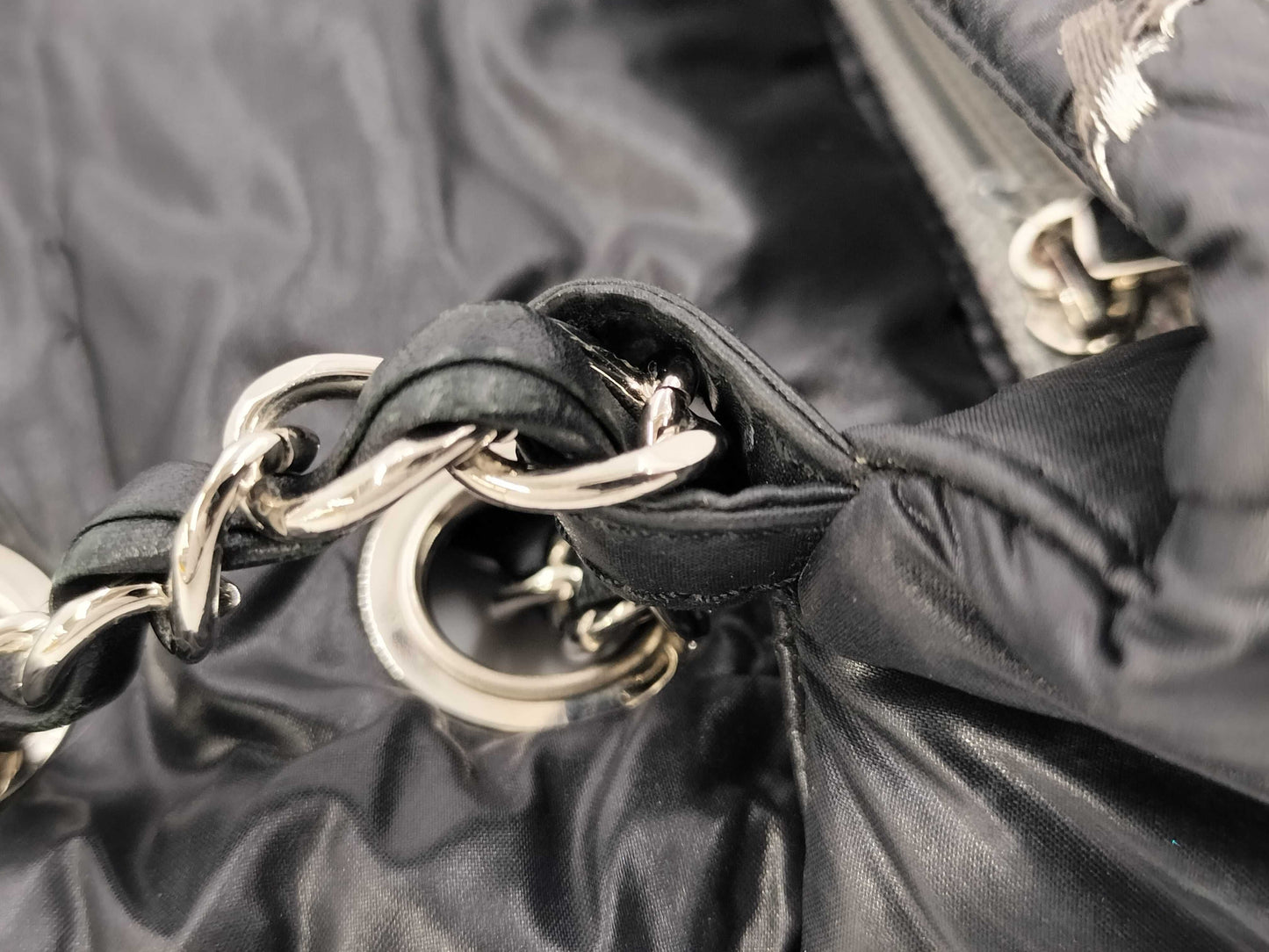 CHANEL Parisian Bubble Quilt Double Chain Shoulder Bag No. 14