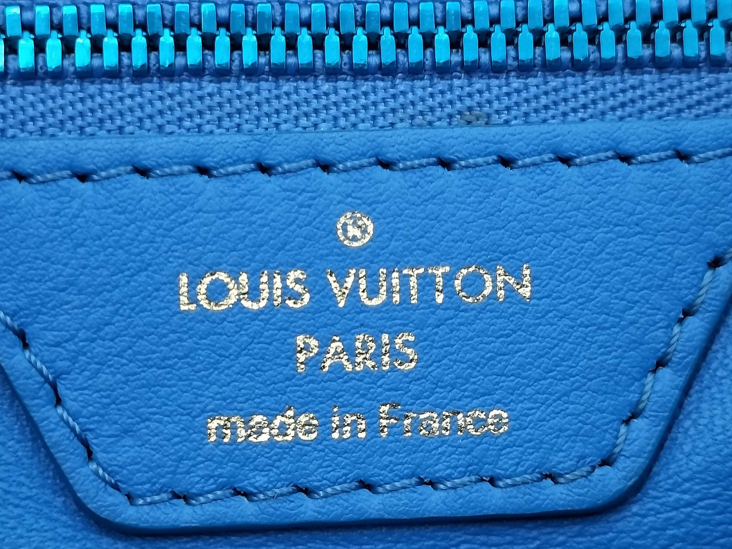 LOUIS VUITTON Neverfull Tote Bag