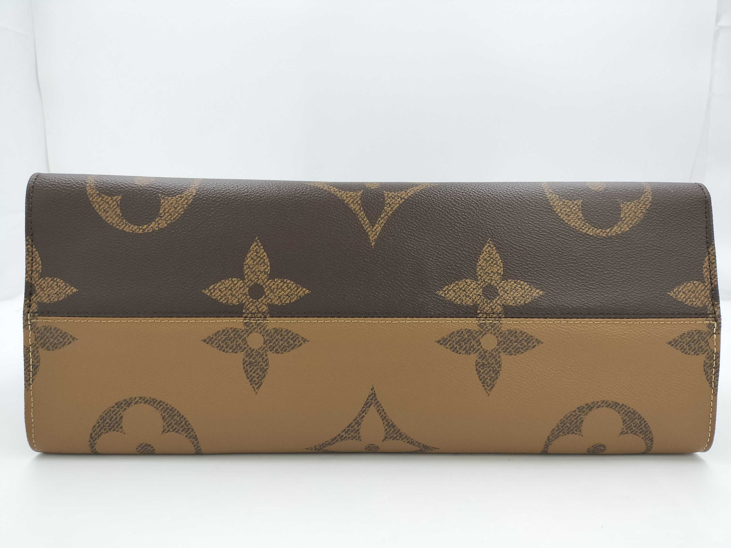 LOUIS VUITTON Louis Vuitton On the Go GM Tote Bag