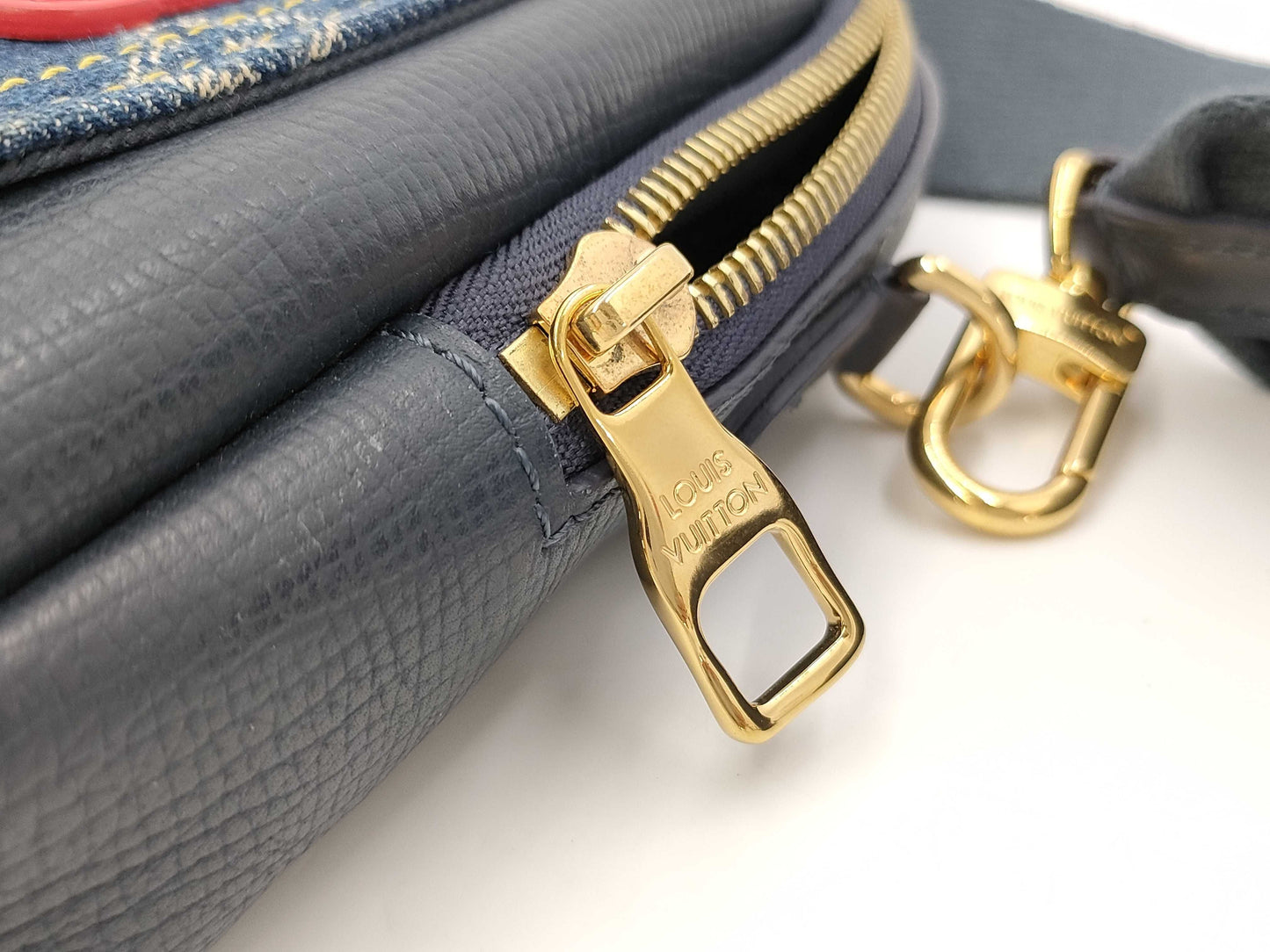 LOUIS VUITTON Louis Vuitton Camera Bag Shoulder Bag