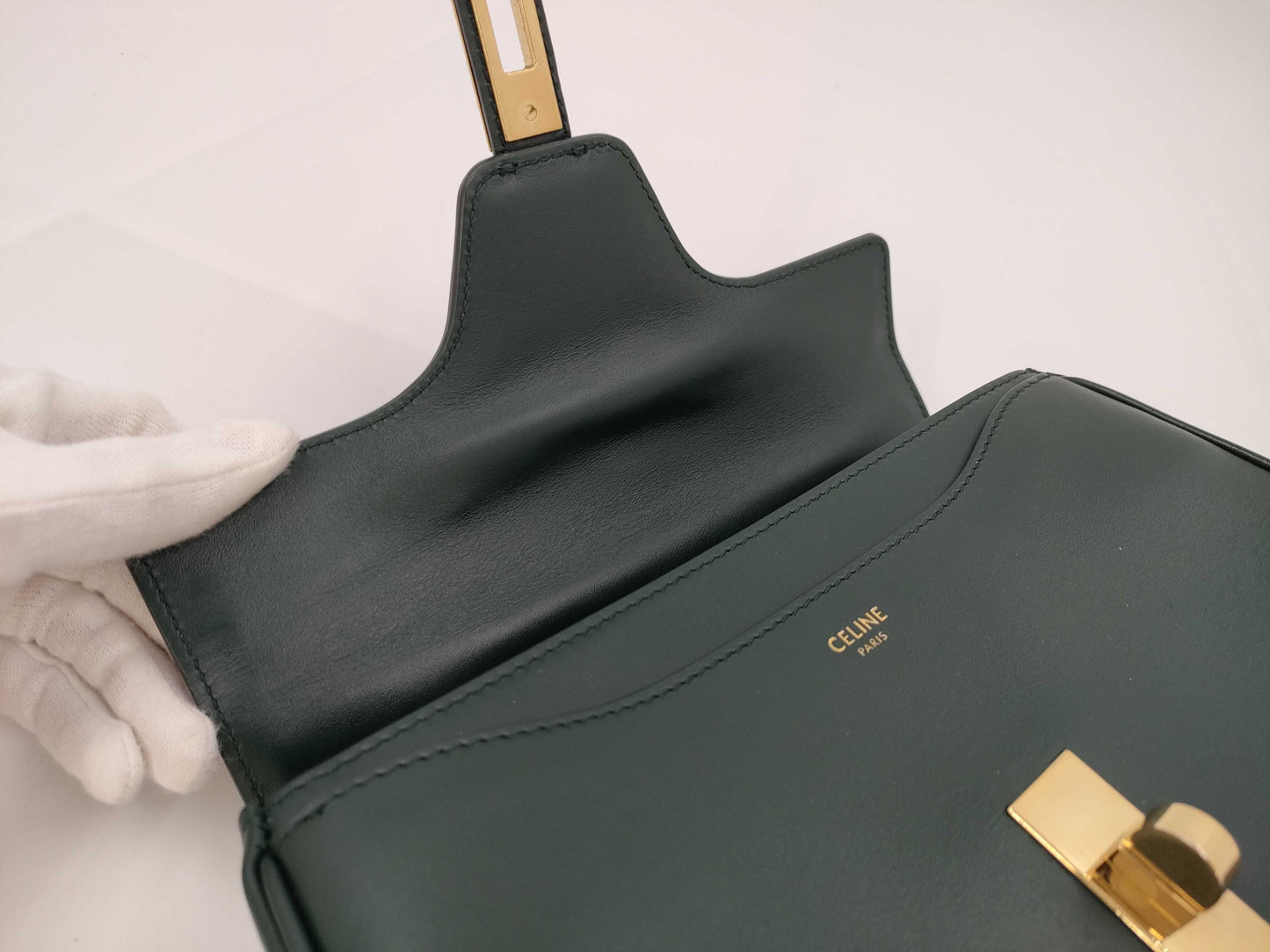 CELINE 16 Seize Besas Small Shoulder Bag
