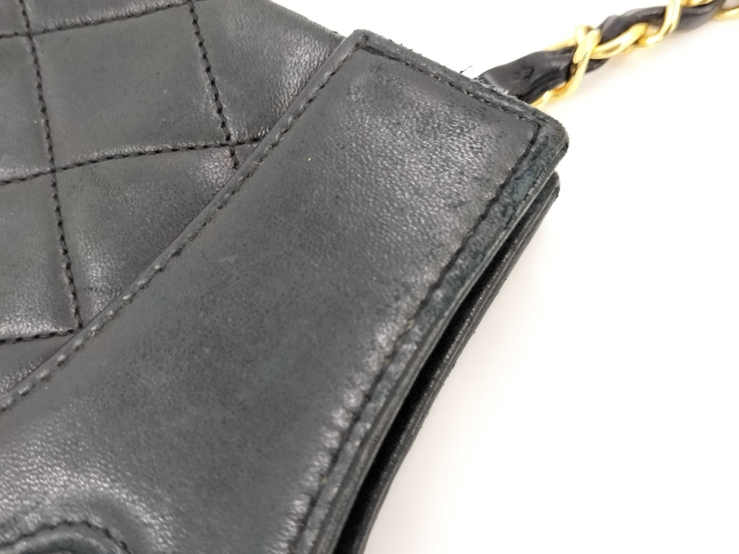 CHANEL Matelasse Lambskin Handbag in Black, #1 Handbag
