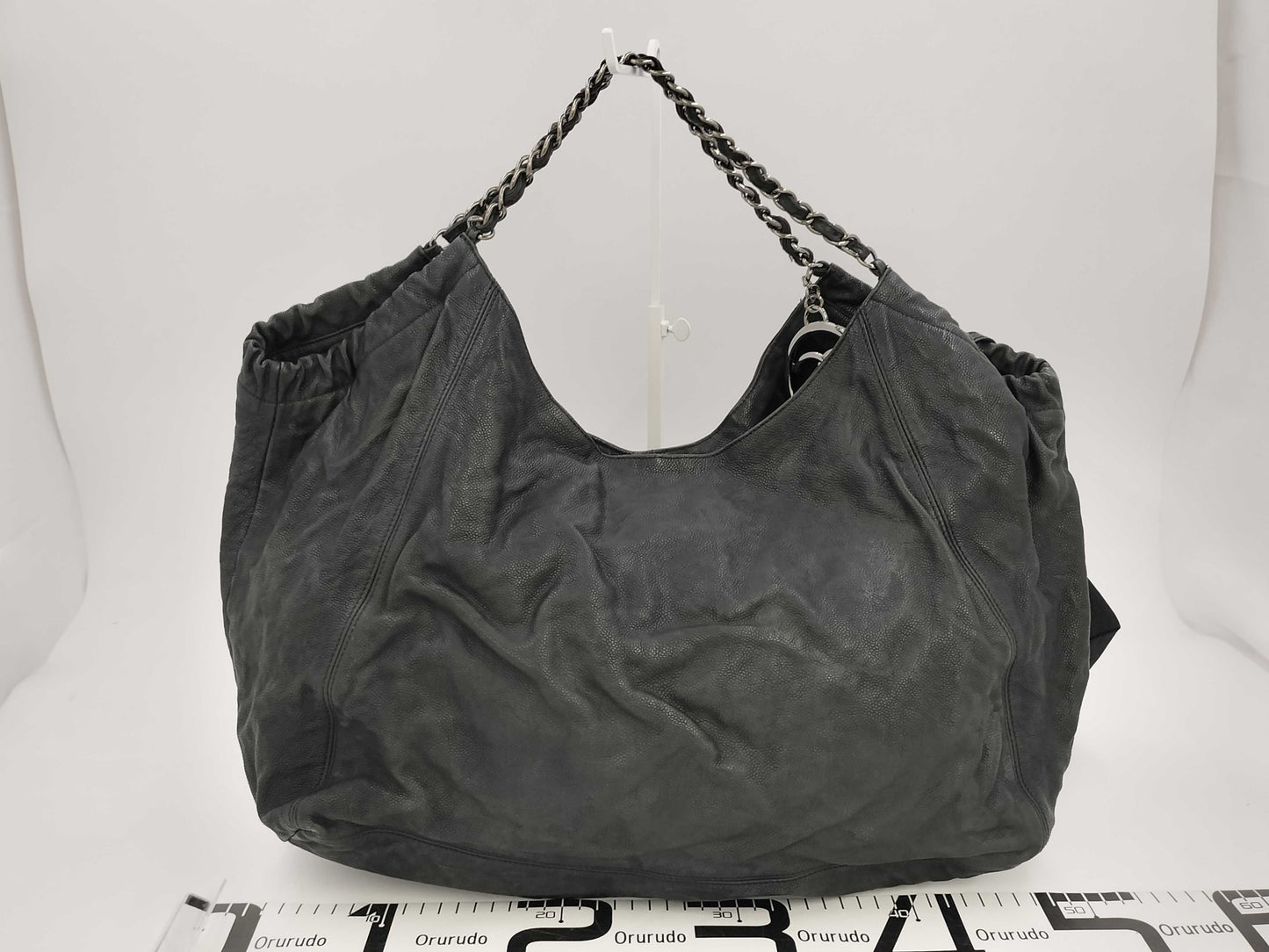 CHANEL Caviar Skin Large Wrinkled Handbag, Size 10