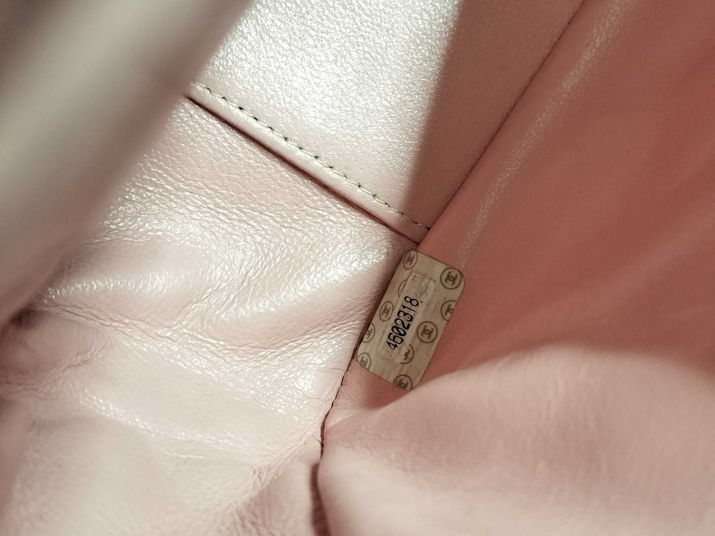 CHANEL Matelasse One-Shoulder Bag, Pink, No. 4