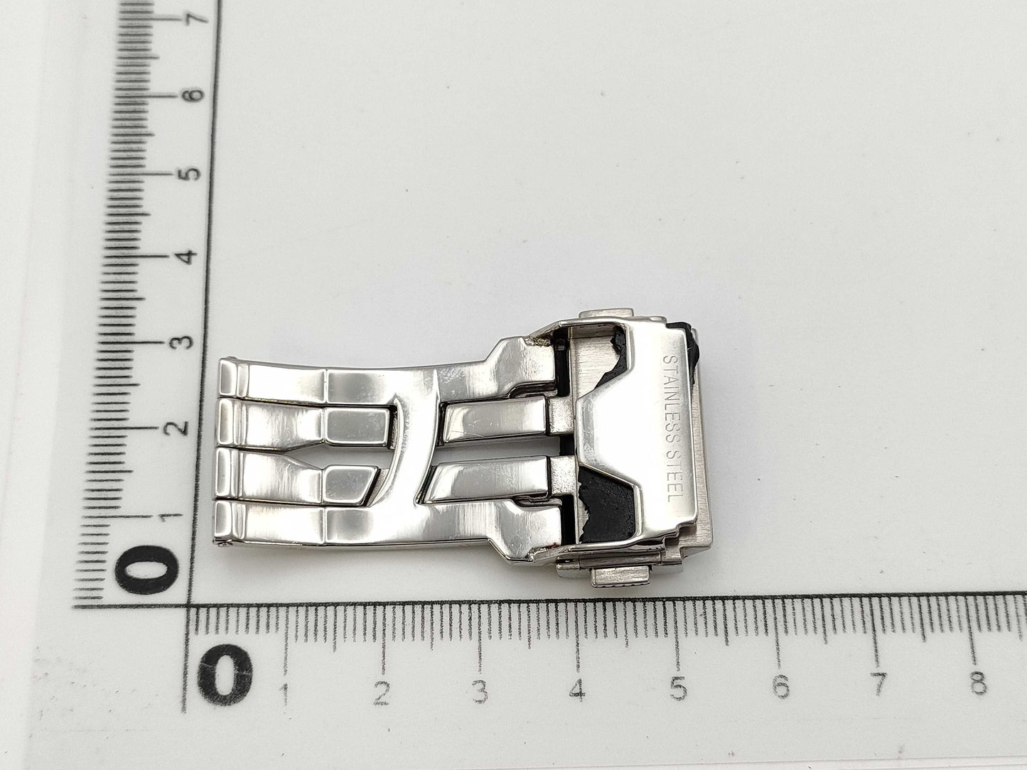 HUBLOT Buckles and other accessories